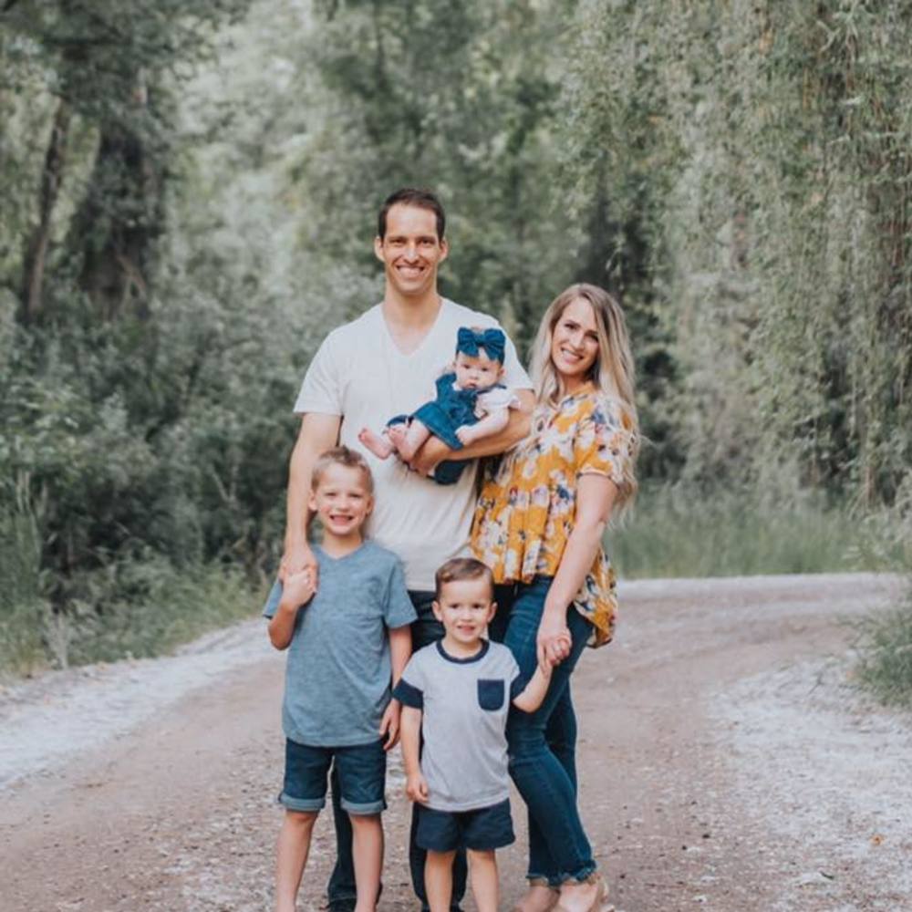 Meet your Posher, Andy-allyson